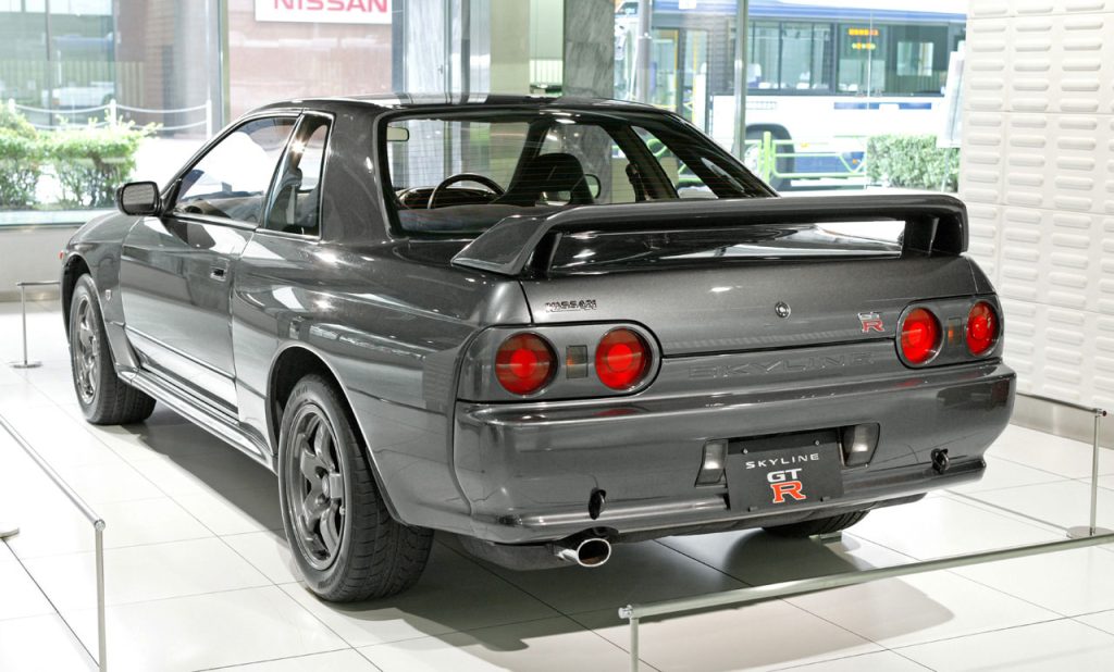Nissan Skyline GTR R32 - pic4